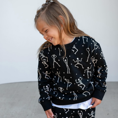 DANCING SKELETONS PULLOVER